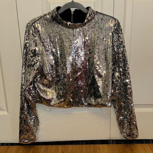 glamorous brand sequin top - Picture 1 of 4